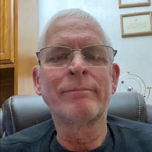 Meet your Posher, Mark